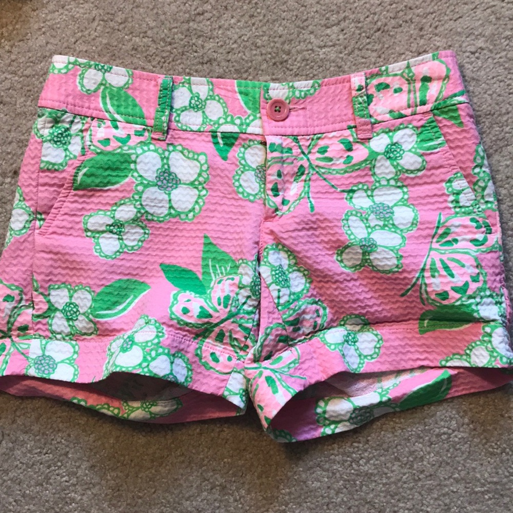 Cute Lilly Pulitzer Callahan shorts size 00